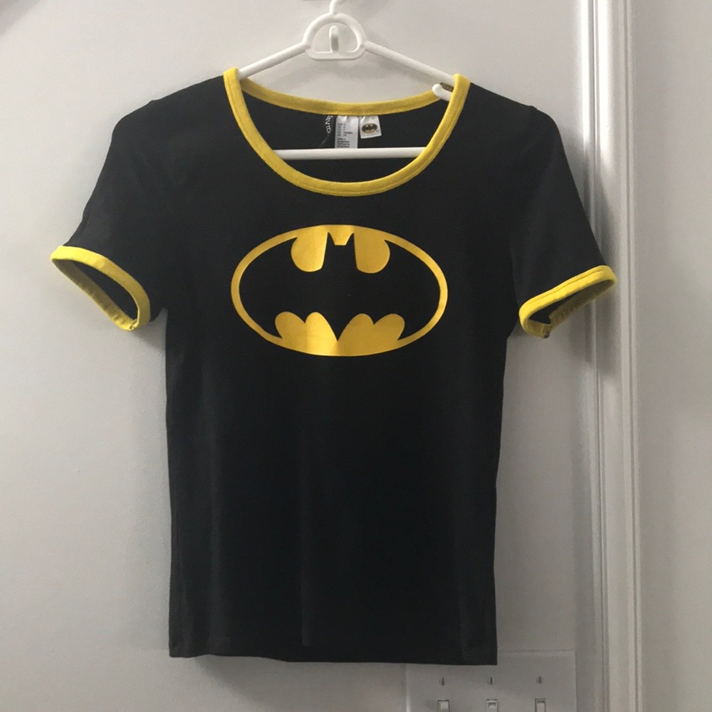 Batman logo shirt.